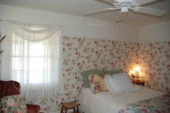 Back Forty Of Fredericksburg Bed & Breakfast Exterior foto